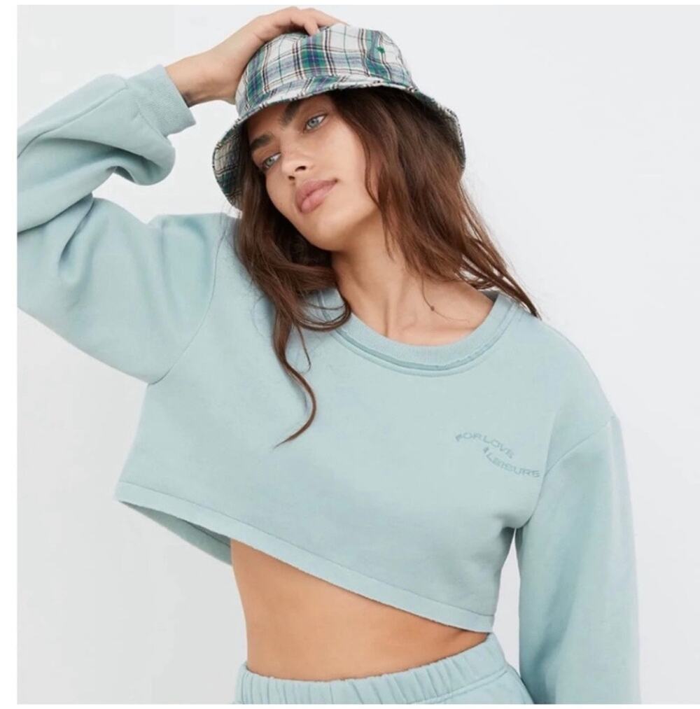 For Love & Lemons Josie Blue Cropped Crewneck Pullover Sweatshirt Size Medium